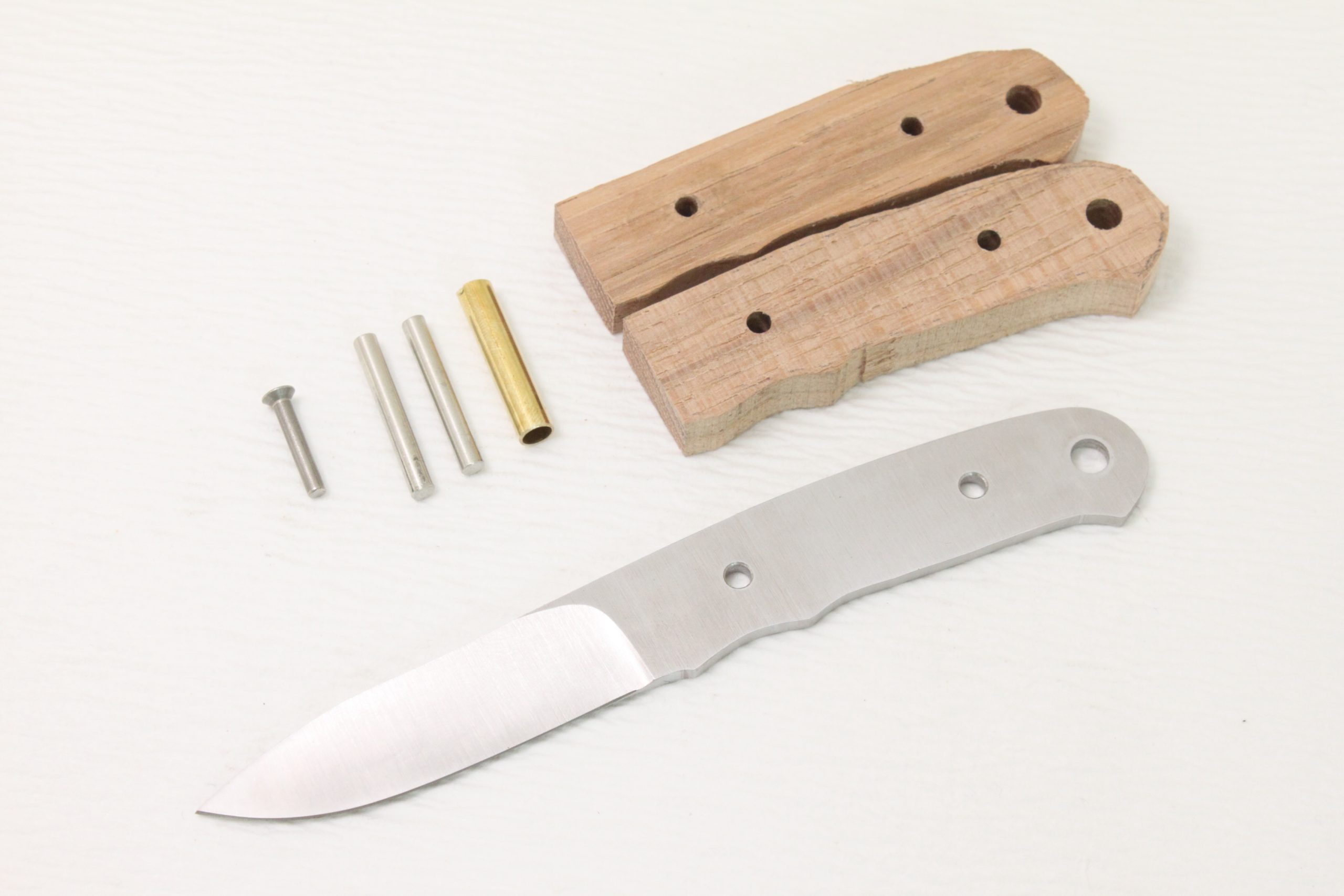 knifekit_2.5hiltless_semiskinner_hickory